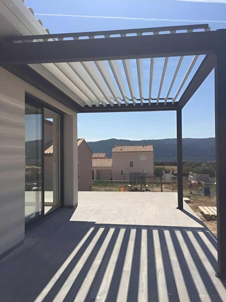Pergola bioclimatique Volx 