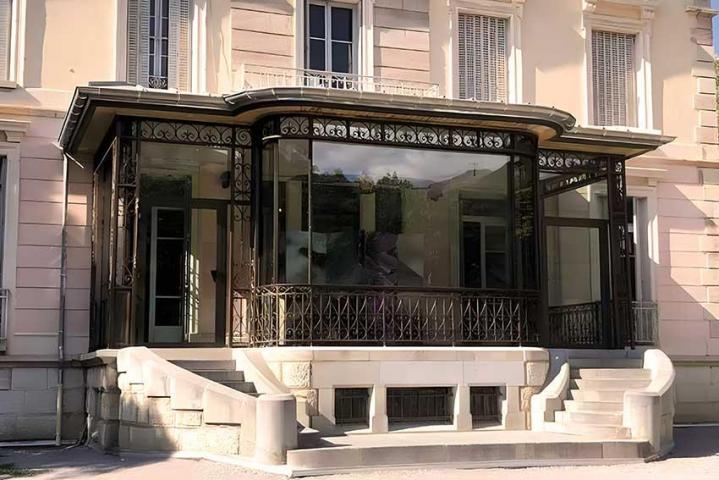 L’entreprise Adamo Métallerie Automatisme peut réaliser divers modèles de vérandas sur mesure à Volx